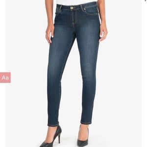 Kut from the Kloth Diana Kurvy Skinny Jean